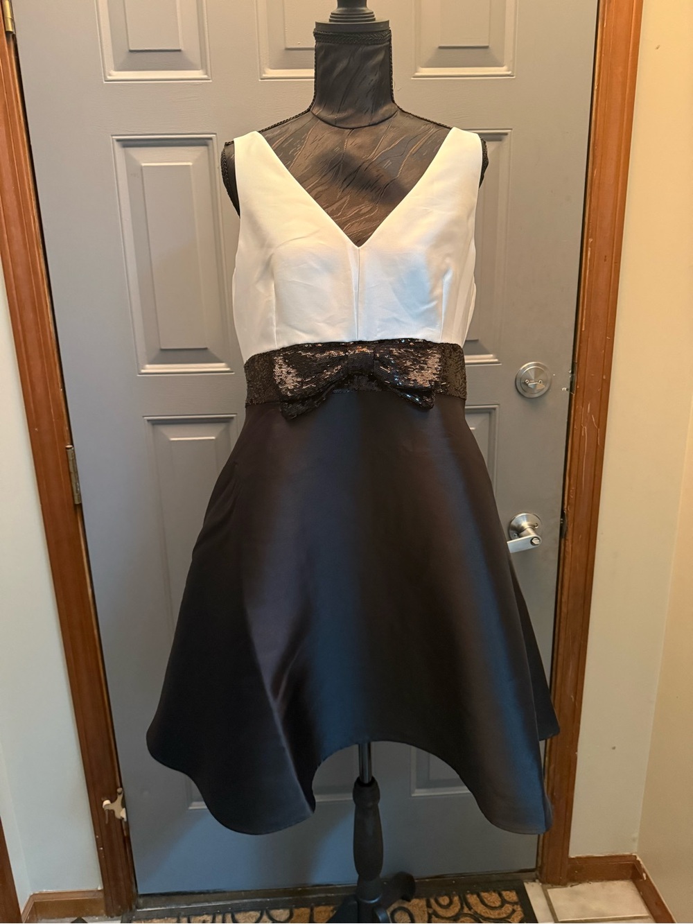 kate spade -White black formal fit and flare cocktail dress sequin bow tie-NWT